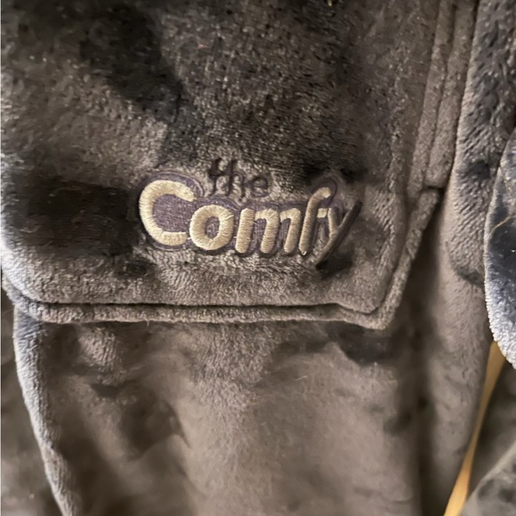 The Comfy Oversized Navy Blue Blanket Sweatshirt - Picture 2 of 4